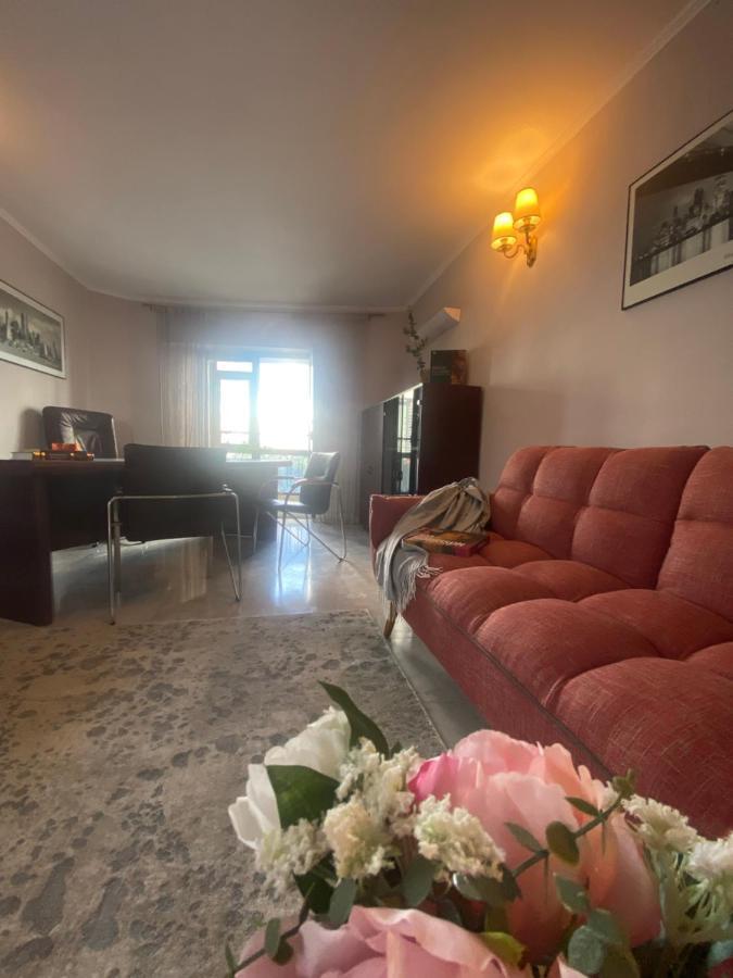 Victoriei Deluxe Suites Bukarest Exterior foto