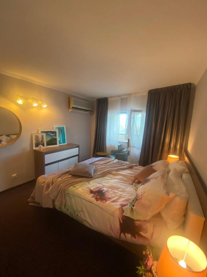 Victoriei Deluxe Suites Bukarest Exterior foto