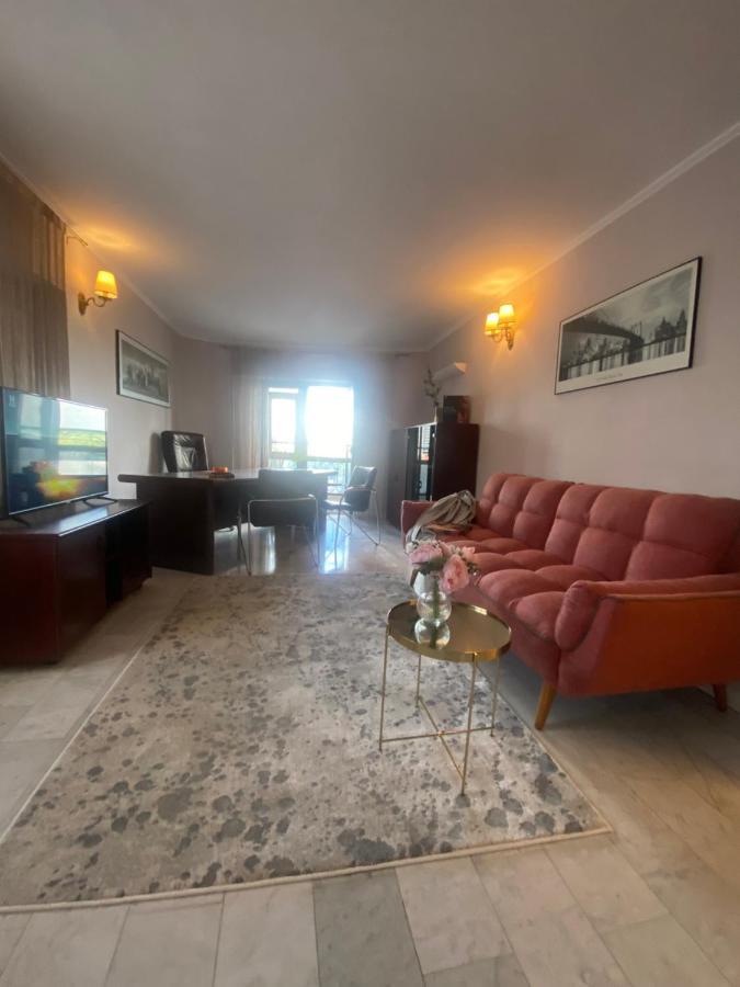 Victoriei Deluxe Suites Bukarest Exterior foto